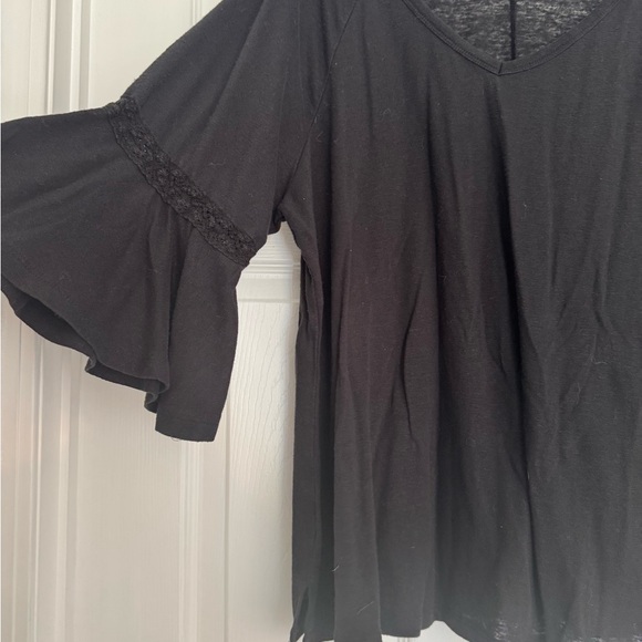 Lane Bryant Tops - Lane Bryant Black Knit Top size 18/20 😍